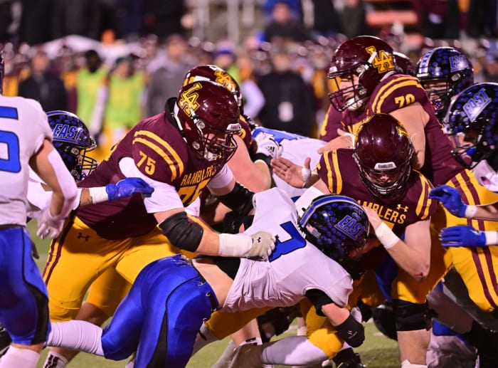 Loyola Academy Lincoln Way East Illinois 8A football November 25 2023 Tim Vizer 24617